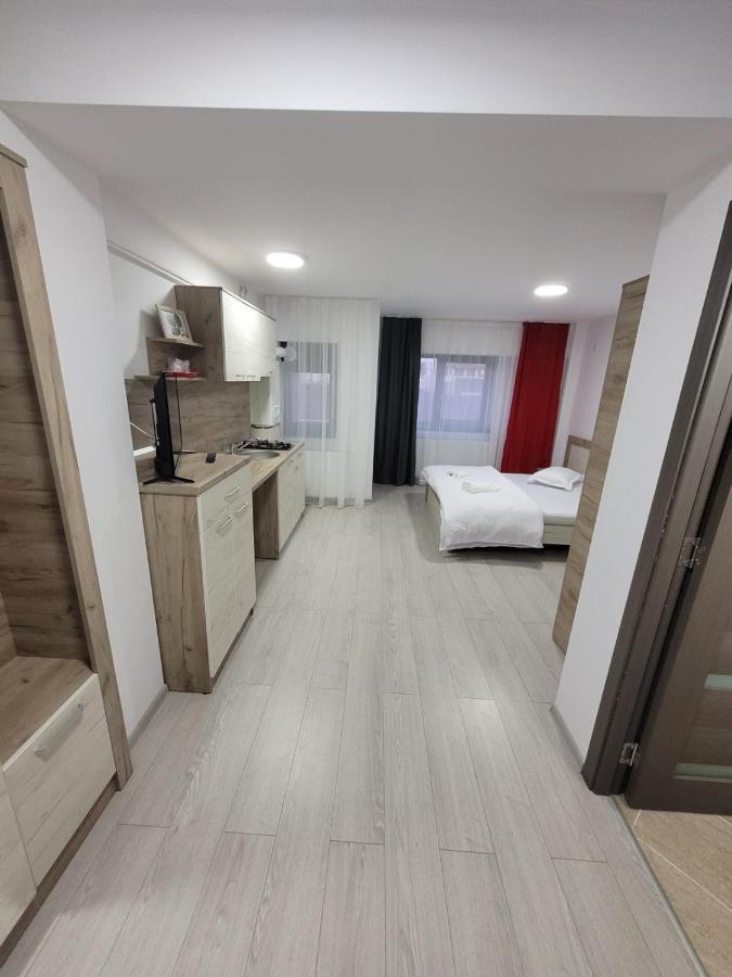 Cazare Bloc Nou Ultracentral Râmnicu Vâlcea Εξωτερικό φωτογραφία