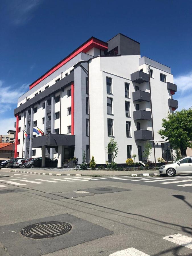 Cazare Bloc Nou Ultracentral Râmnicu Vâlcea Εξωτερικό φωτογραφία