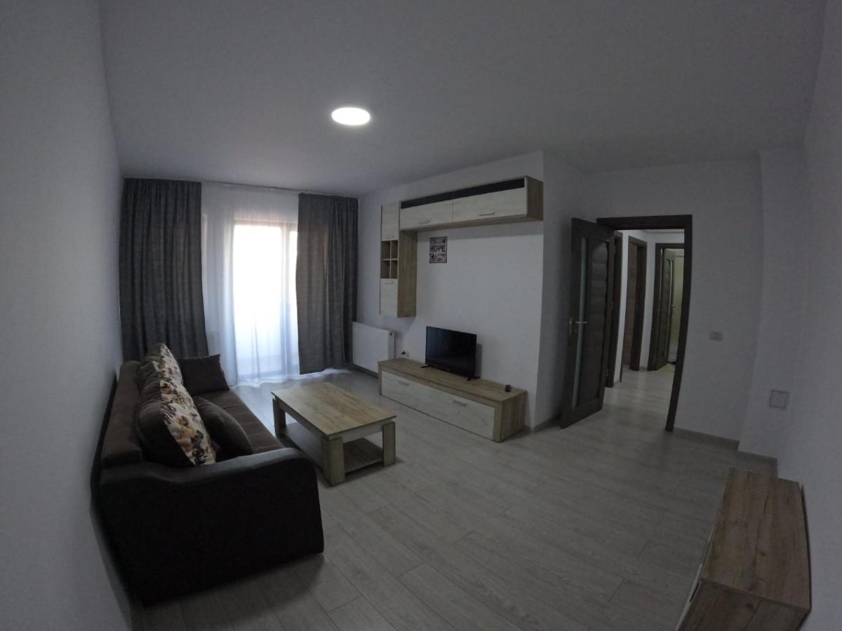 Cazare Bloc Nou Ultracentral Râmnicu Vâlcea Εξωτερικό φωτογραφία