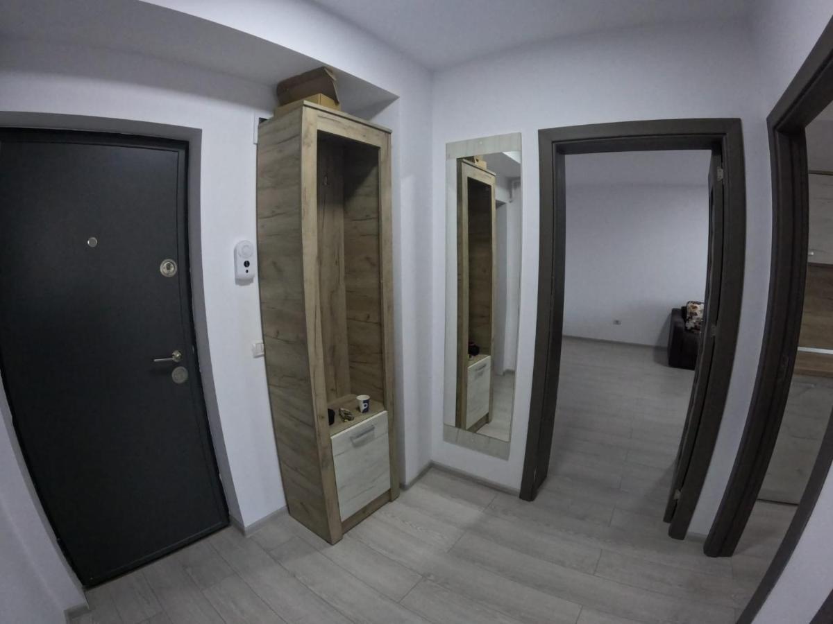 Cazare Bloc Nou Ultracentral Râmnicu Vâlcea Εξωτερικό φωτογραφία