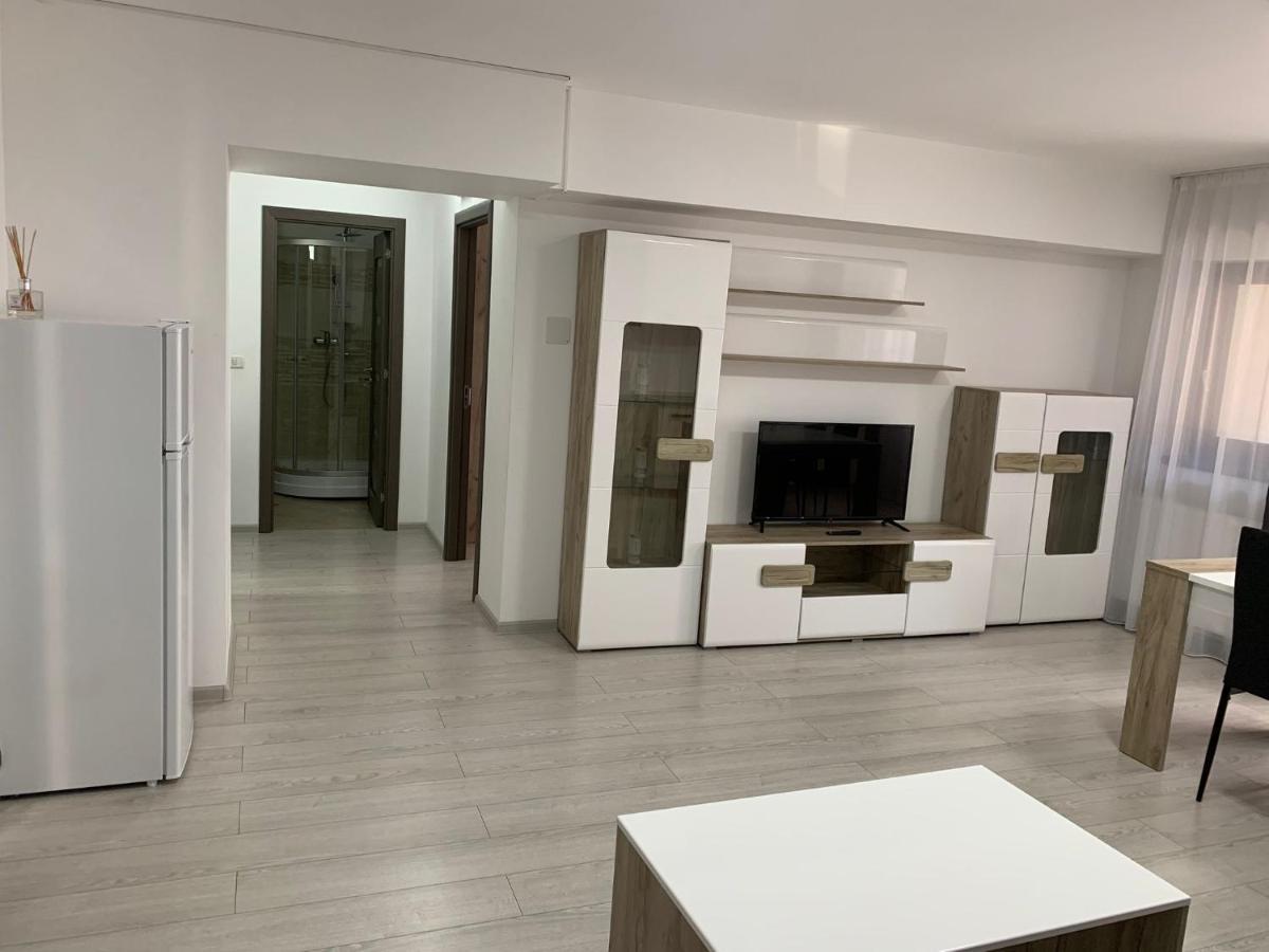 Cazare Bloc Nou Ultracentral Râmnicu Vâlcea Εξωτερικό φωτογραφία
